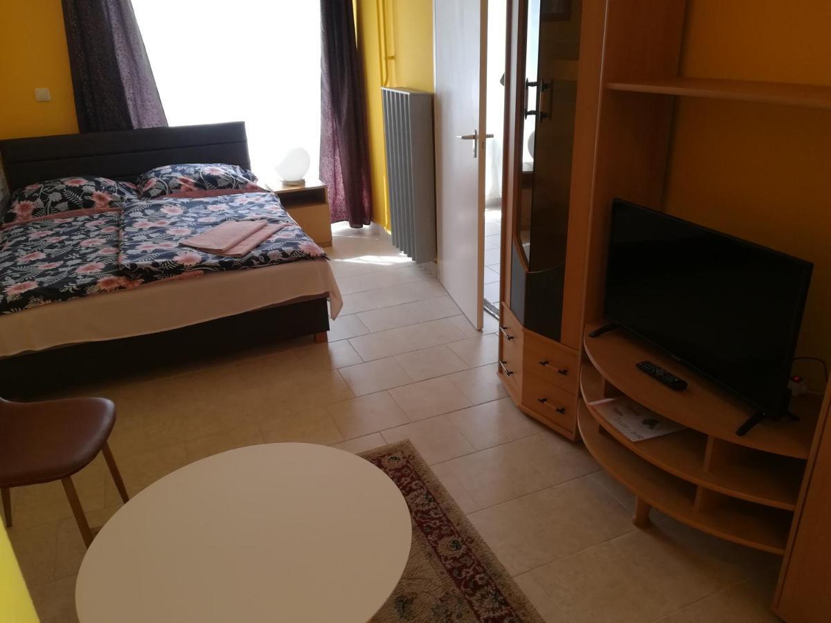 Tarr-Timea Apartmanok 凯斯特海伊 外观 照片