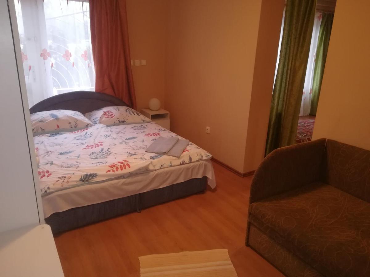 Tarr-Timea Apartmanok 凯斯特海伊 外观 照片